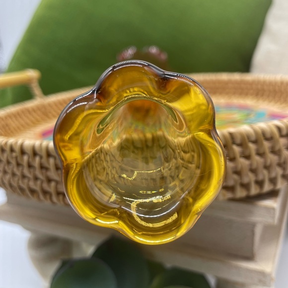 Fenton Valencia Amber Glass Swung Vase - Picture 4 of 7